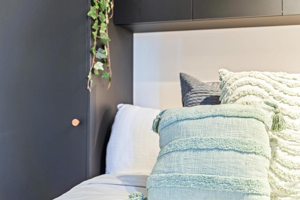 Modern Co-Living Apartments In Perth Central Экстерьер фото